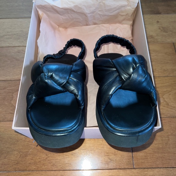 Miu Miu Black Platform Knot Strap Sandals - Picture 3 of 6